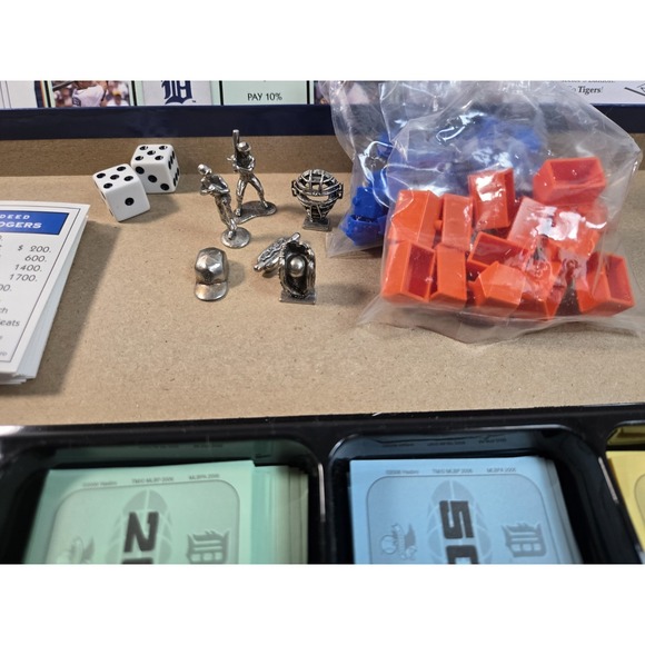 2006 Detroit Tigers Collector's Edition Monopoly Complete Rare. 100% Complete - Picture 8 of 13